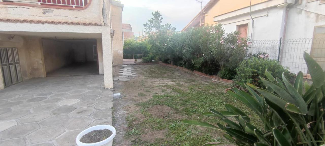 Fortezza Villa Azzurra Agnone Bagni Luaran gambar