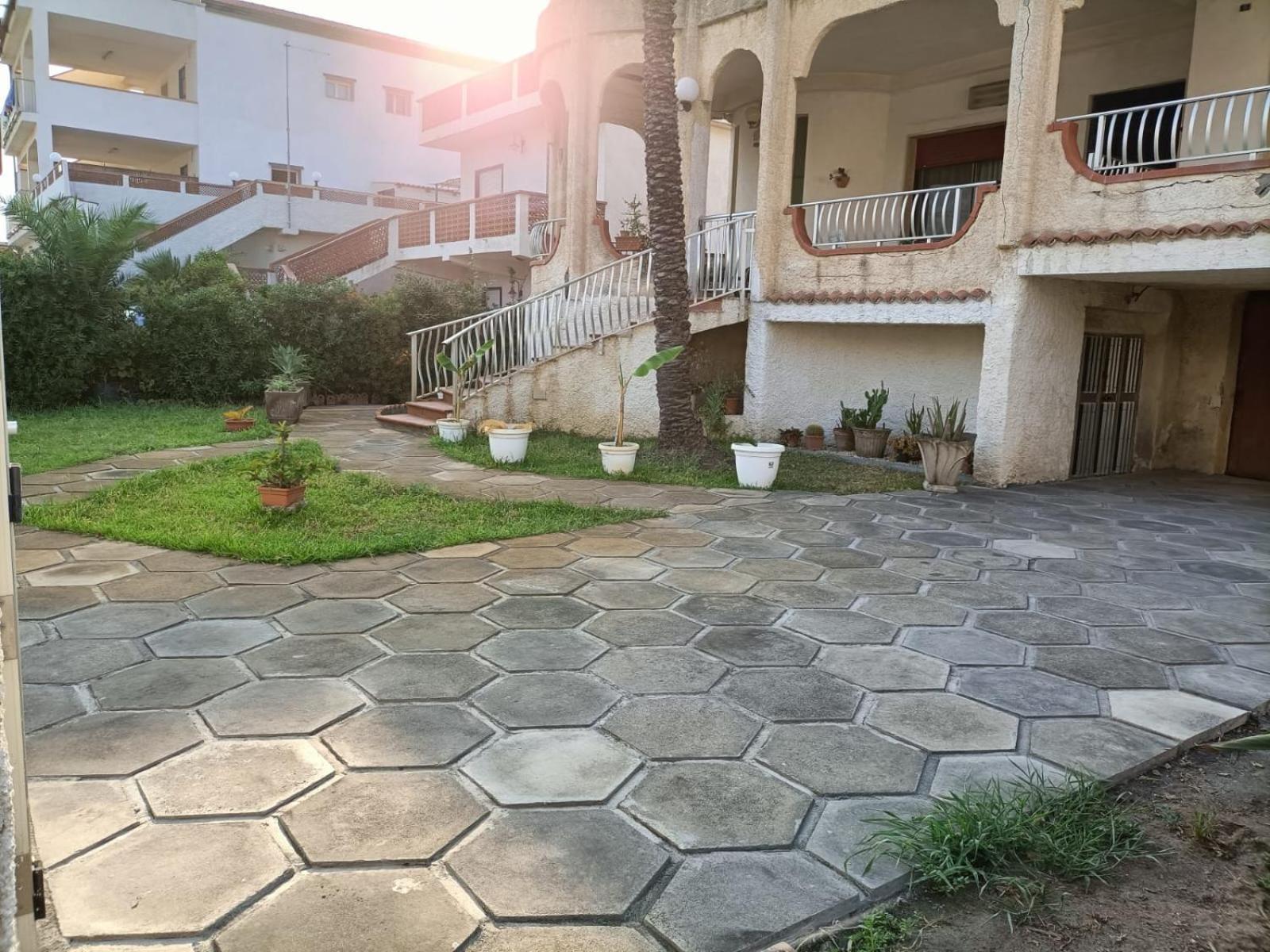 Fortezza Villa Azzurra Agnone Bagni Luaran gambar
