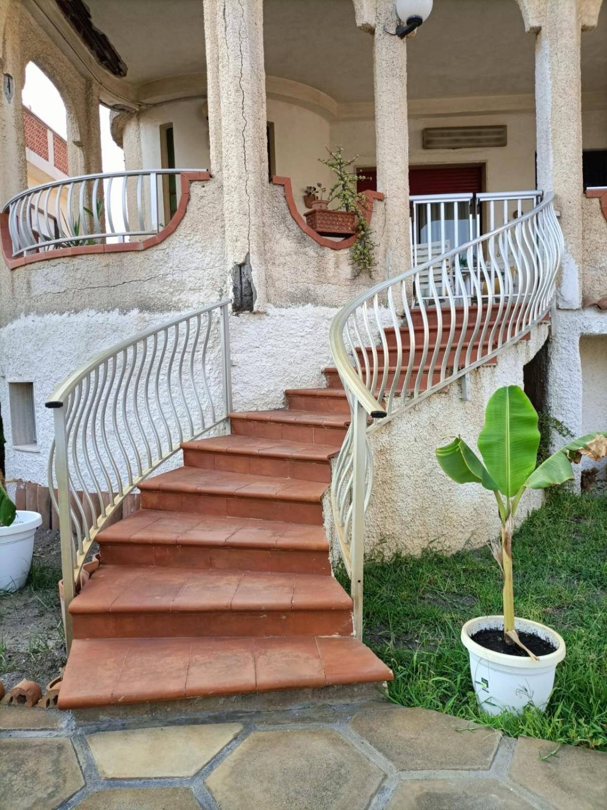 Fortezza Villa Azzurra Agnone Bagni Luaran gambar